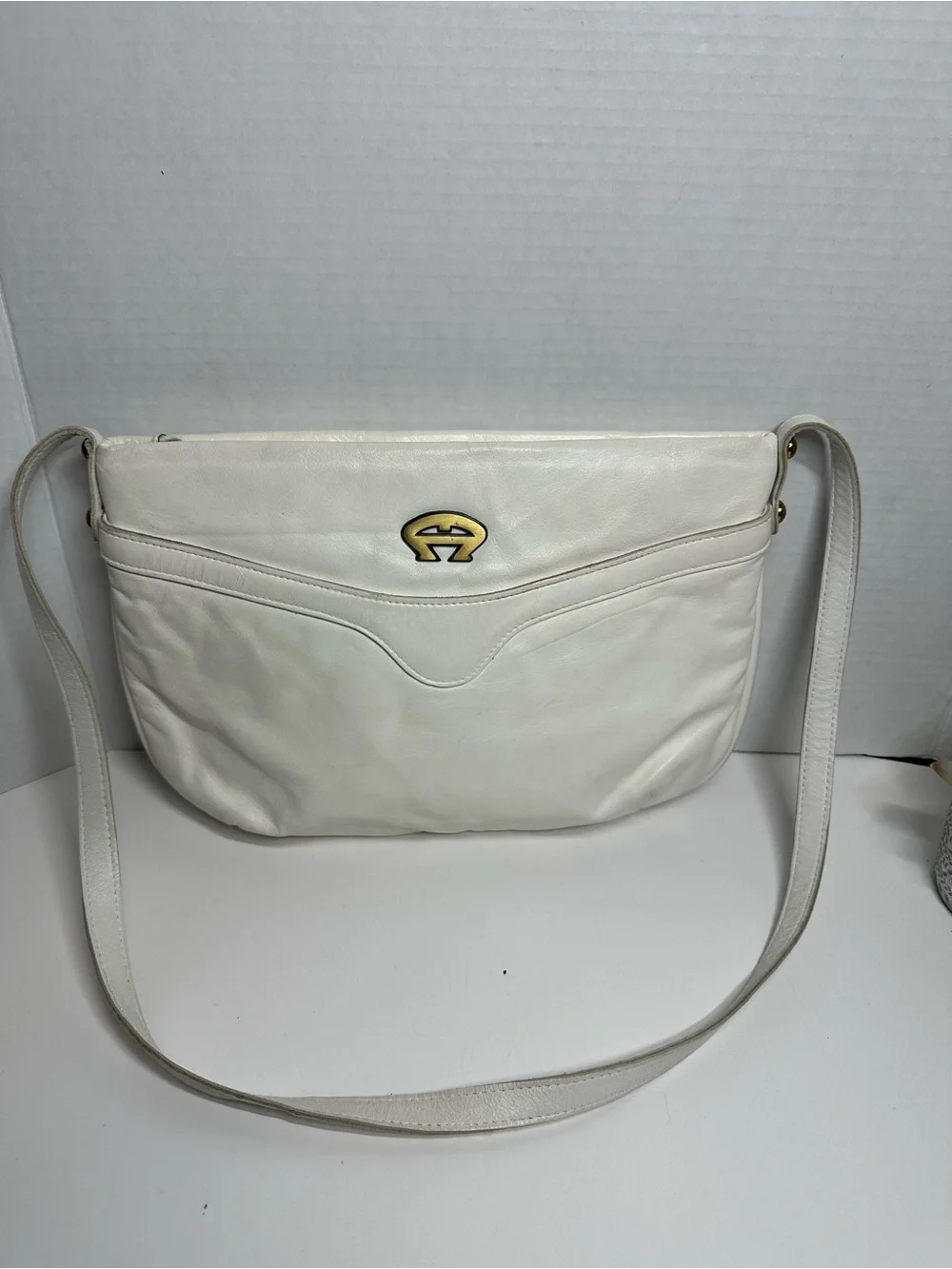 Etienne Aigner White Shoulder Bag with Gold Logo